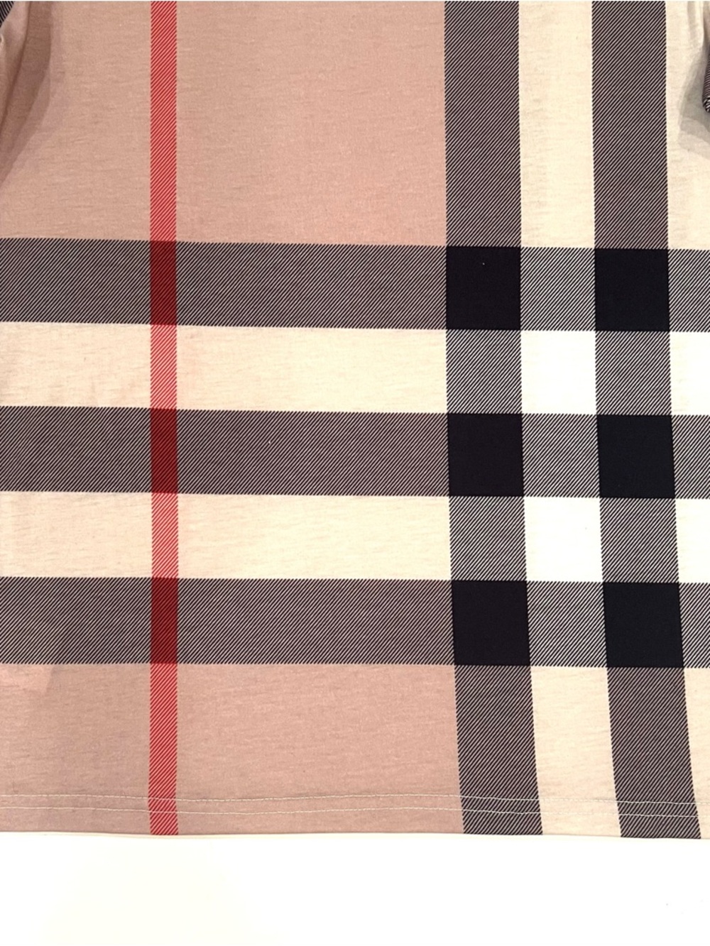Burberry Tan Black Red Nova Check Plaid Short Sleeve Tee Shirt Womens Medium EUC - Picture 6 of 9